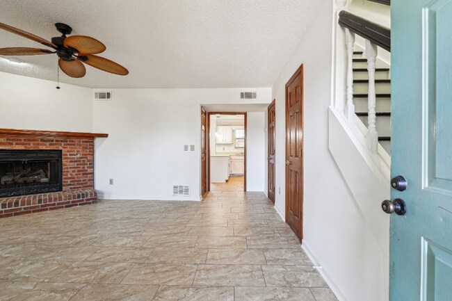 Photo - 4010 Sand Wedge Cir Townhome