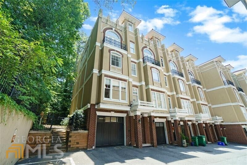 Foto principal - 794 Clifton Heights Ln NE