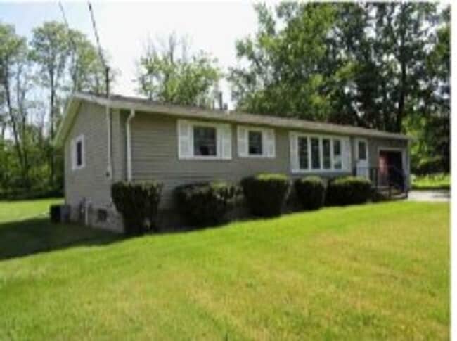 Foto del edificio - 5894 McKinley Rd