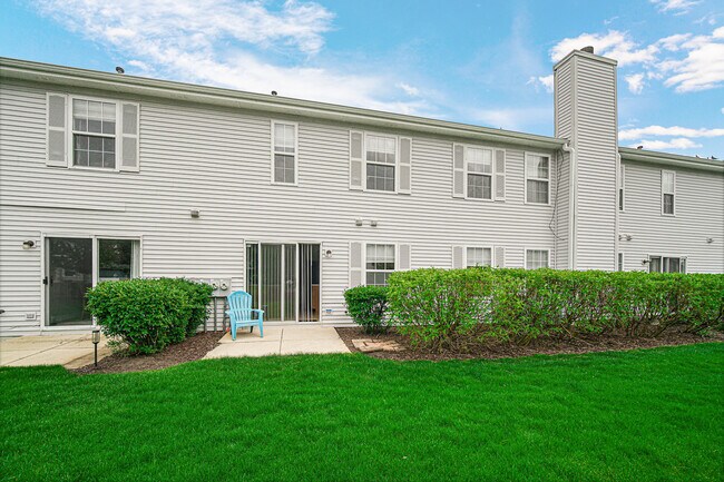 Building Photo - 2588 Dickens Ct