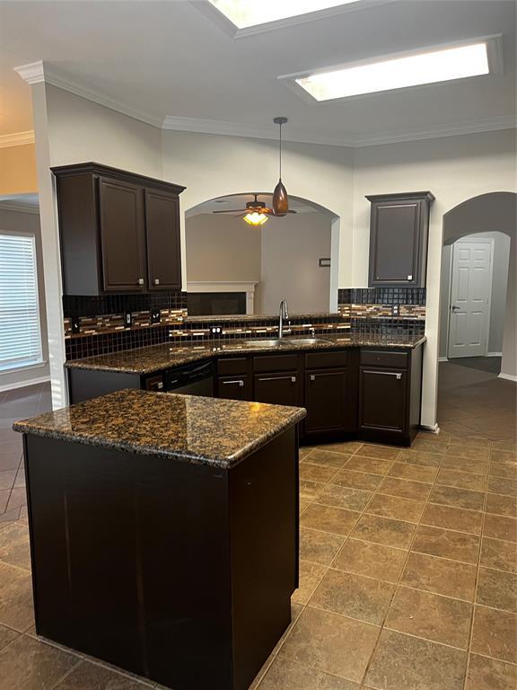 Building Photo - 31439 Camden Village Dr