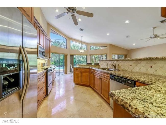 Foto del edificio - 2140 Oakland Hills Way