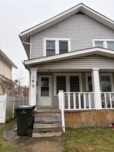 Building Photo - 180-182-182 N Powell Ave