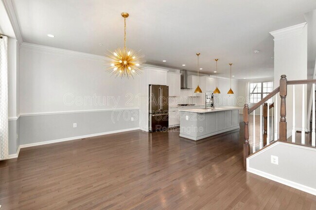 Building Photo - 22447 Norwalk Square