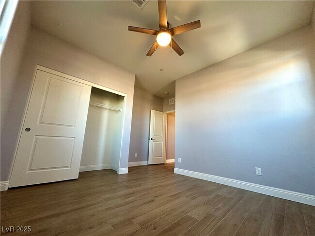 Building Photo - 2927 Ventana Ridge Ave