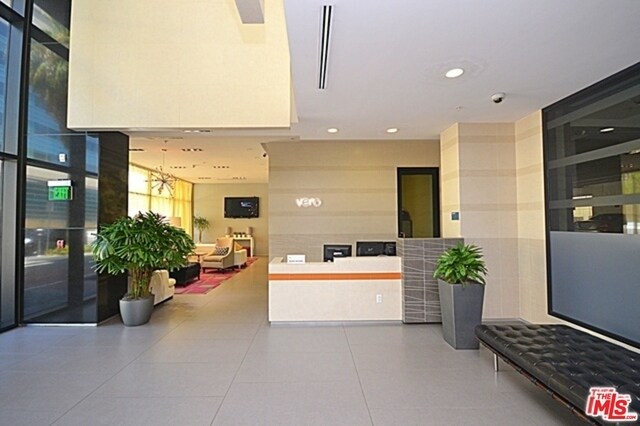 Building Photo - 1234 Wilshire Blvd