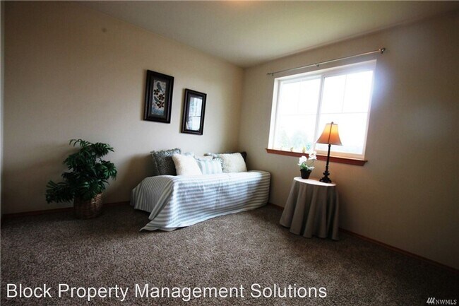Foto del edificio - 4 br, 2.5 bath House - 3309 71st Ave Ne