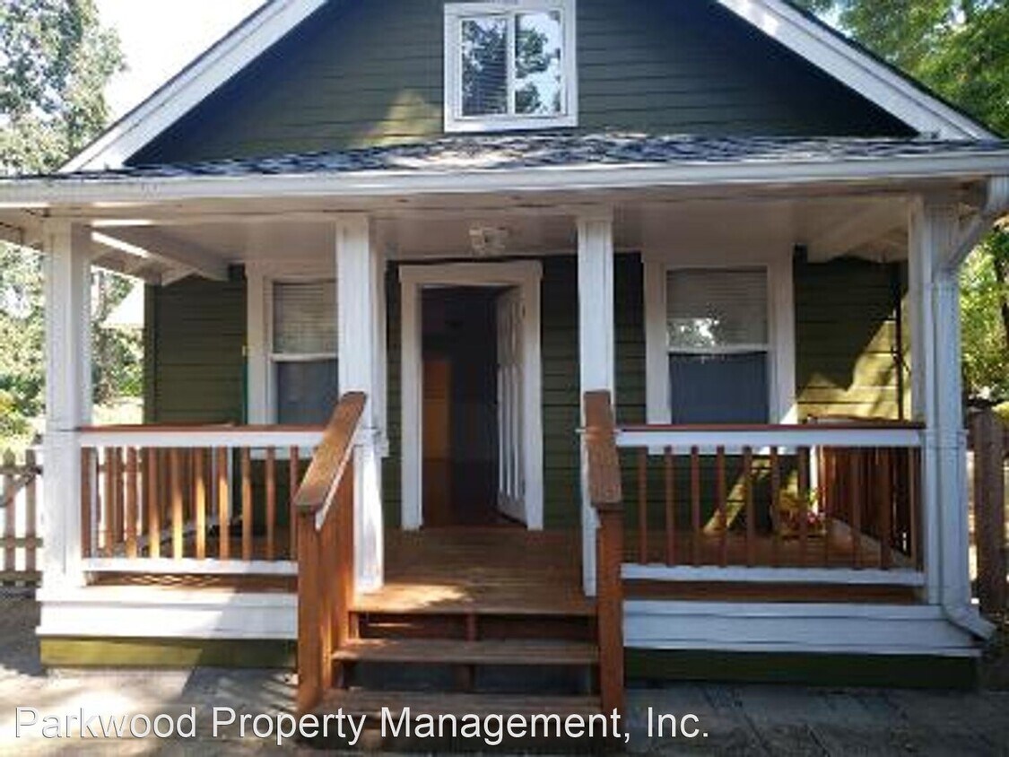 3 br, 2 bath House 7203 Steilacoom Blvd SW House Rental in