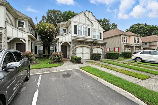 Building Photo - 965 Turtle Pond Ln