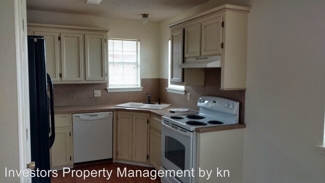 Building Photo - 3 br, 2 bath House - 827 S.38th St