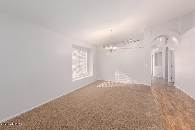 Foto del edificio - 18624 N 2nd Ave