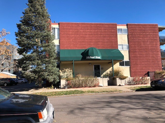 fachada orientada al oeste - 200 Pearl St