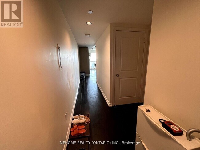 Photo du bâtiment - 386-2386 Yonge St