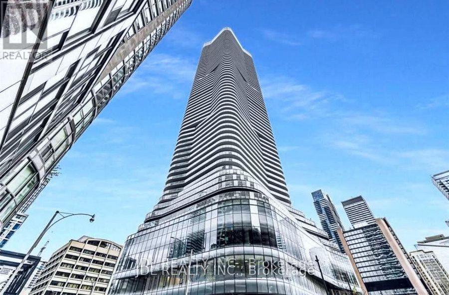 Primary Photo - 11 Wellesley St W