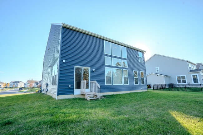 Building Photo - 1831 Whitehill Dr