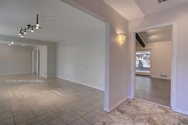 Foto del edificio - 3763 Vinecrest Dr