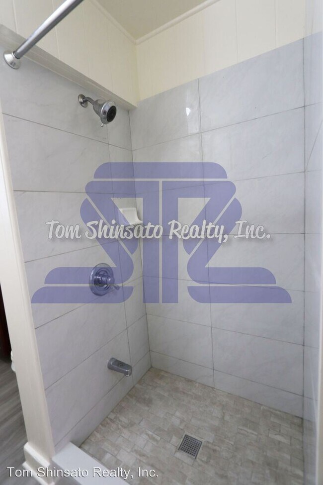 Building Photo - 2 br, 1 bath House - 8A Kaena Lane #2