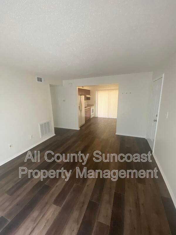 Building Photo - 7450-7435 35th St N