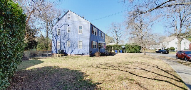 Foto del edificio - 205 Glen Echo Dr