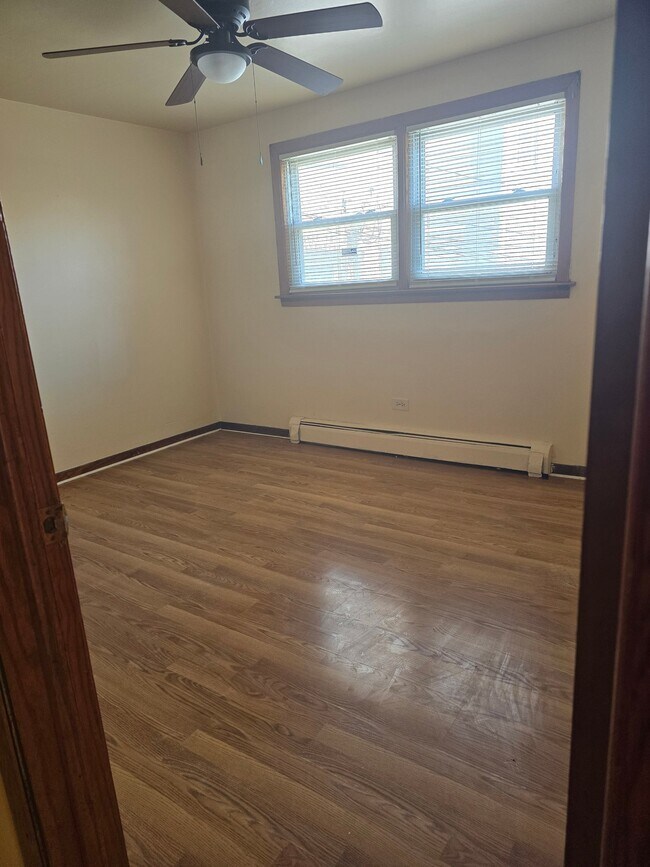 Photo - 1325 W Garfield Blvd Apartment