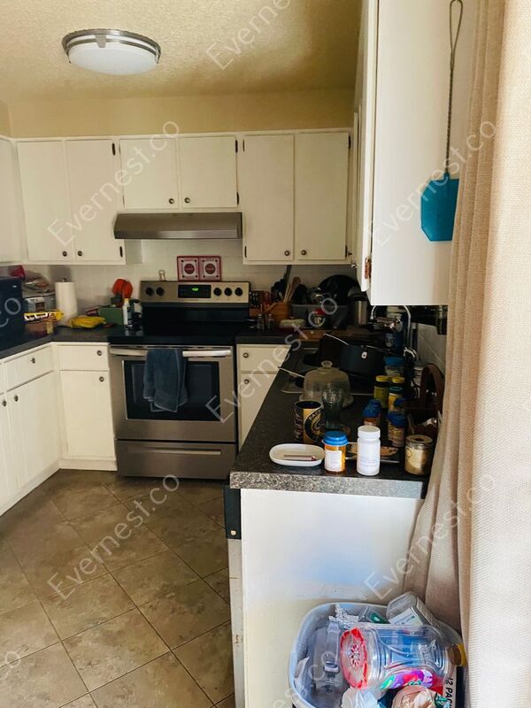 Foto del edificio - 1403 E 16th St