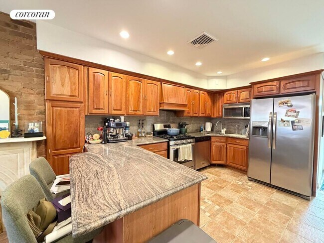 Foto del edificio - 30 1st St