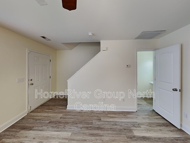 Building Photo - 1820 Savannas Run Dr