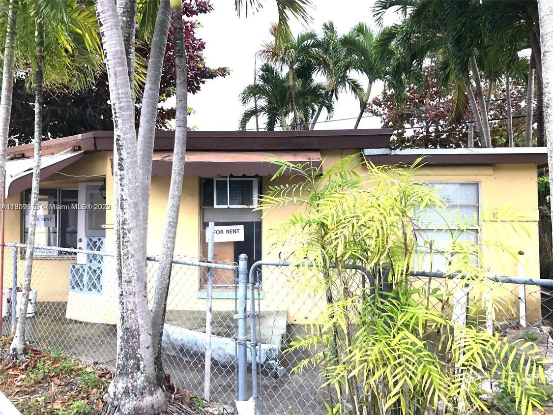 2250 NE 136th St, North Miami Beach, FL 33181 House for Rent in North