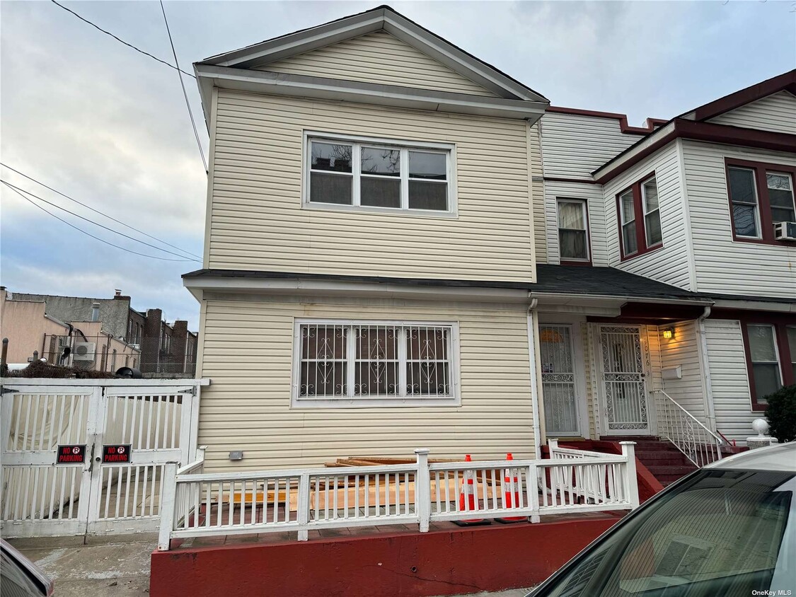 Primary Photo - 90-80 179th St