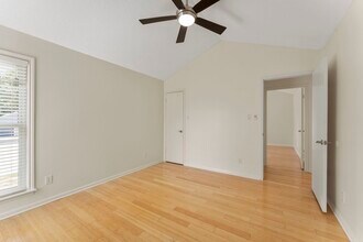Building Photo - 3920 Brookhaven Dr