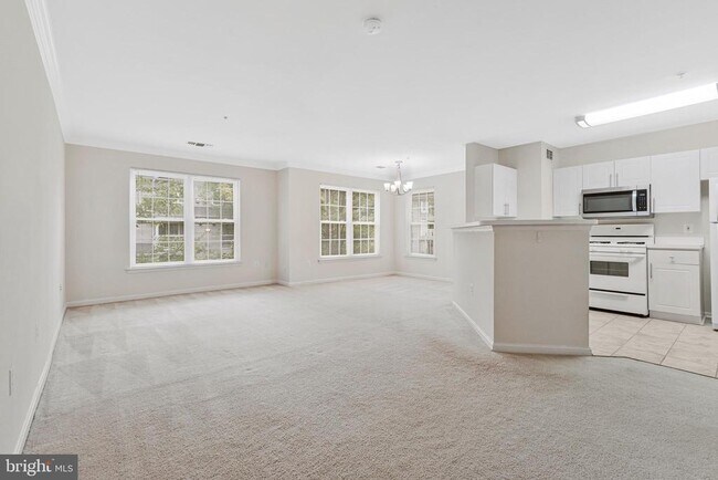 Building Photo - 12890 Fair Briar Ln