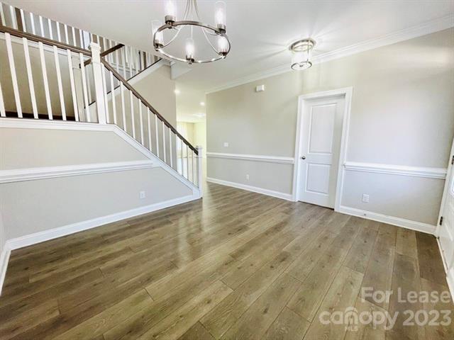 Foto del edificio - 7612 Cushing Dr
