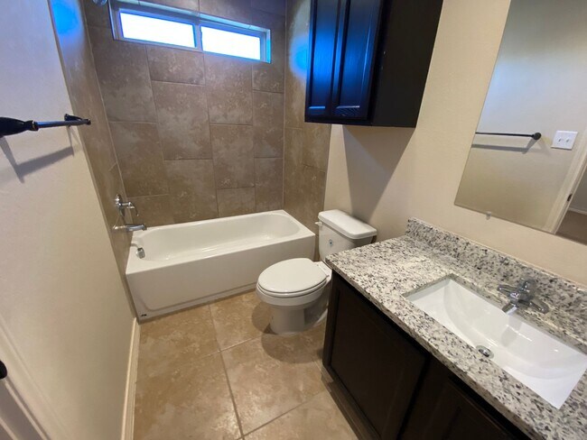 Foto del edificio - 6531 Marcel Way #102, San Antonio, TX. 78233
