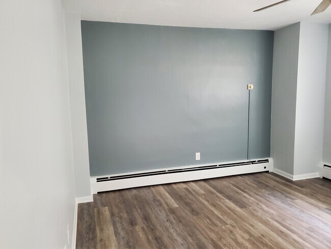 DORMITORIO PRINCIPAL 15X16 - 1301 N Harrison St