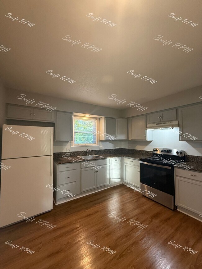 Foto del edificio - 819 E Sheridan St