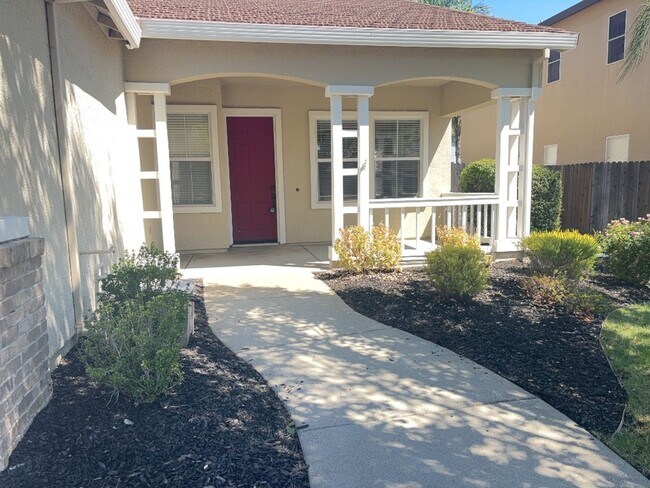 Foto del edificio - West Roseville 2100sqft, 3 Bedroom (office...