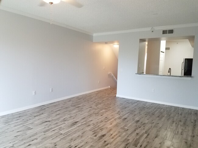 Foto del edificio - 5692 Bentgrass Dr