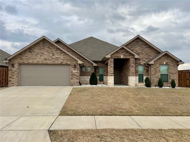 Building Photo - 2350 Cameo Ln