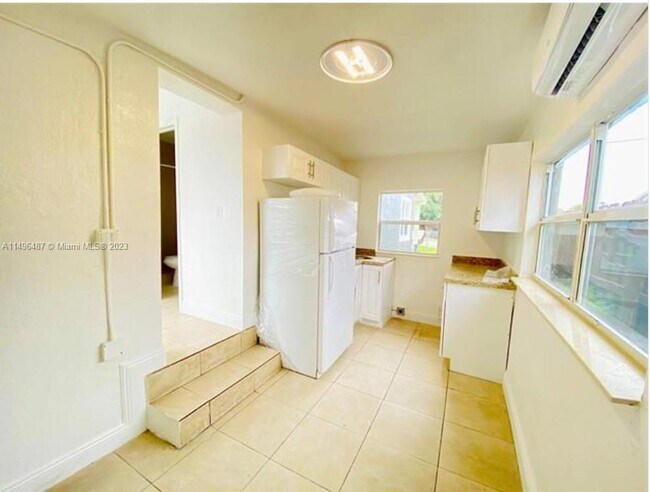 Foto del edificio - 2996 NW 93rd St