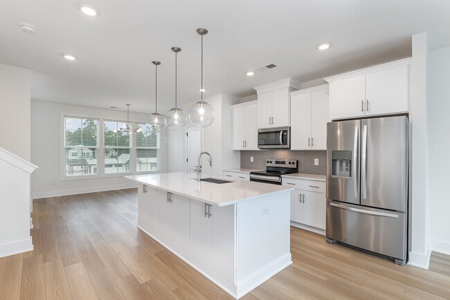 Planta abierta, luminosa y brillante, LVP en todas partes - 514 Billingshurst Way