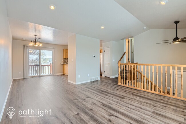 Foto del edificio - 5206 S Midland Drive, Roy, UT, 84067