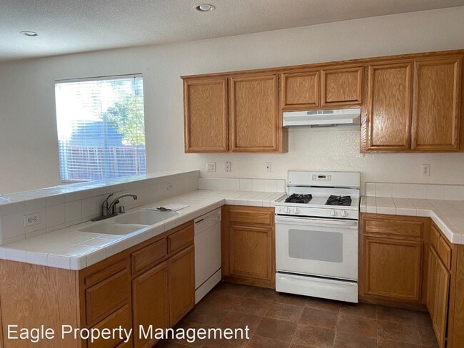 Building Photo - 4 br, 2 bath House - 9741 Marianna Way