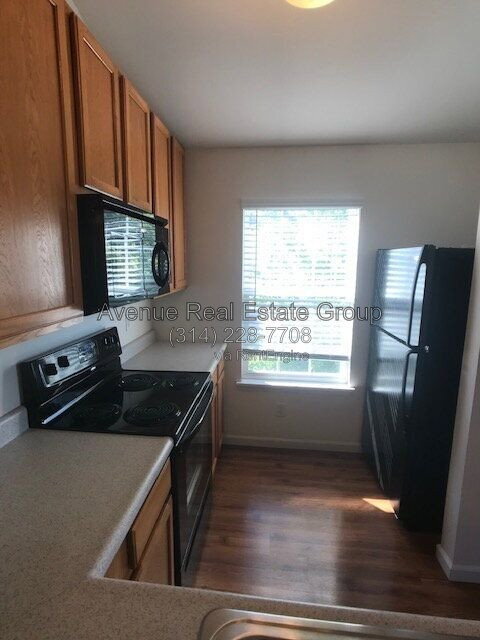 Foto del edificio - 11300 Spring Creek Ln