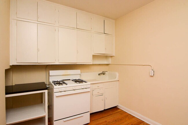 Foto del edificio - 4417 N Wolcott Ave