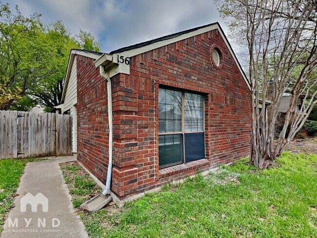 Foto del edificio - 156 High Pointe Ln