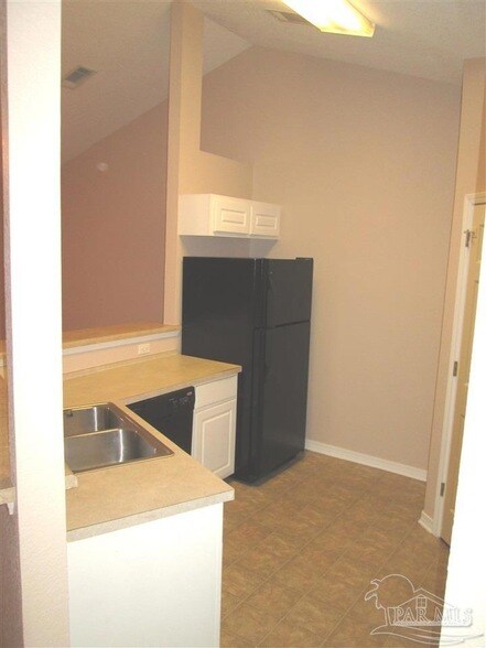 Foto del edificio - 8464 Kipling St
