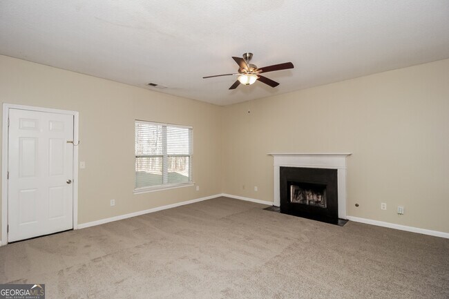 Foto del edificio - 3005 Weeping Willow Way