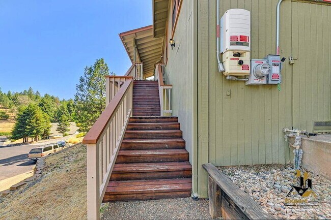 Building Photo - 1938 Chimney Flat Ct