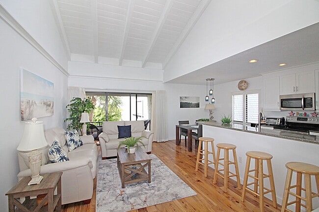 Building Photo - Bahia Vista Gulf, #D224