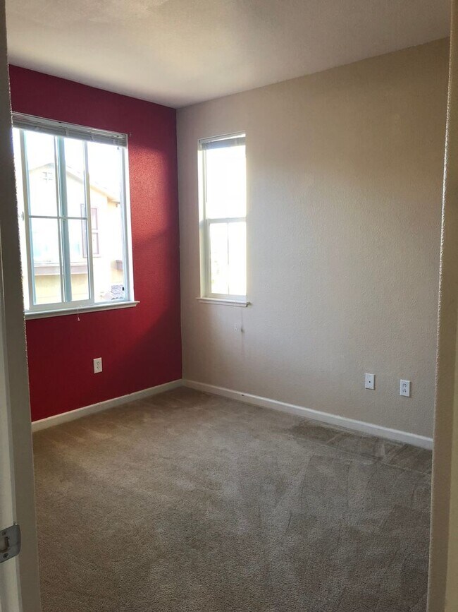 Foto del edificio - Charming 3BR House in Fairfield